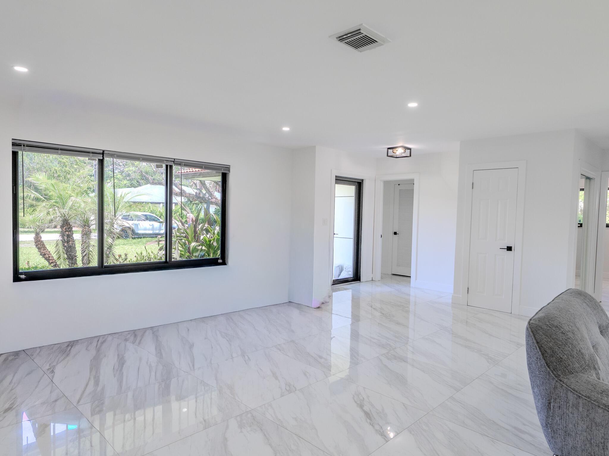 4190 Southwest 4th Street Plantation, FL 33317 - Photo 16 of 33 DSC03478