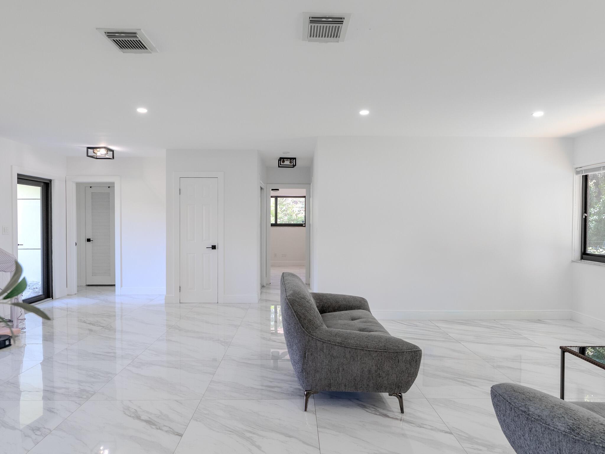 4190 Southwest 4th Street Plantation, FL 33317 - Photo 17 of 33 DSC03483