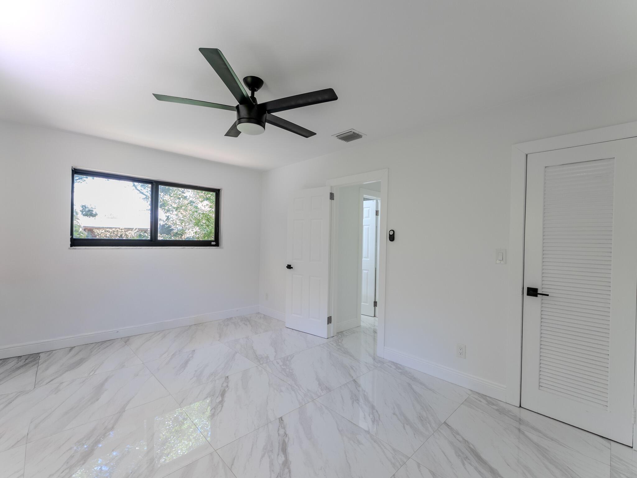4190 Southwest 4th Street Plantation, FL 33317 - Photo 26 of 33 DSC03533