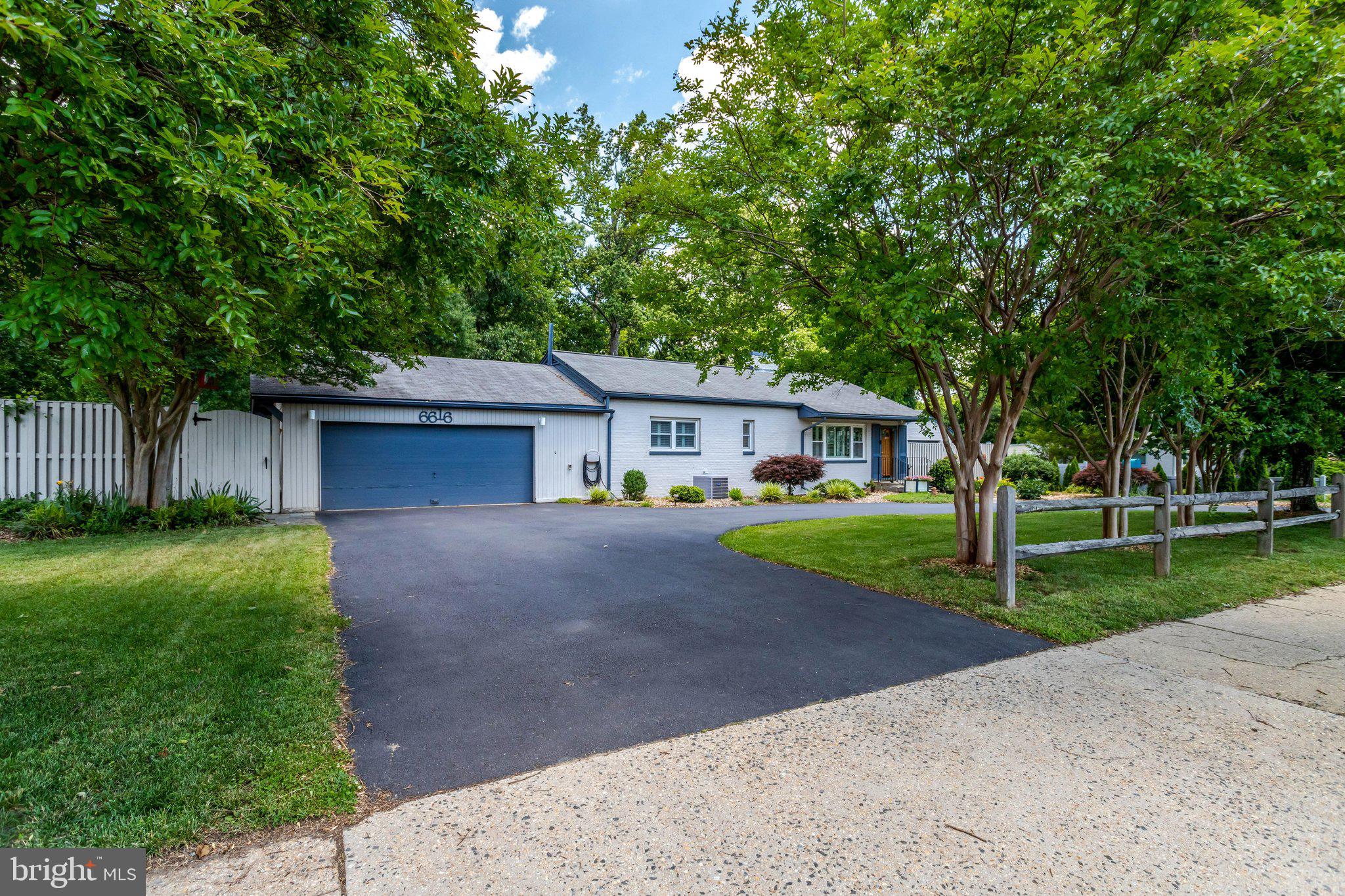 6616 Braddock Road Annandale, VA 22312 - Photo 4 of 61