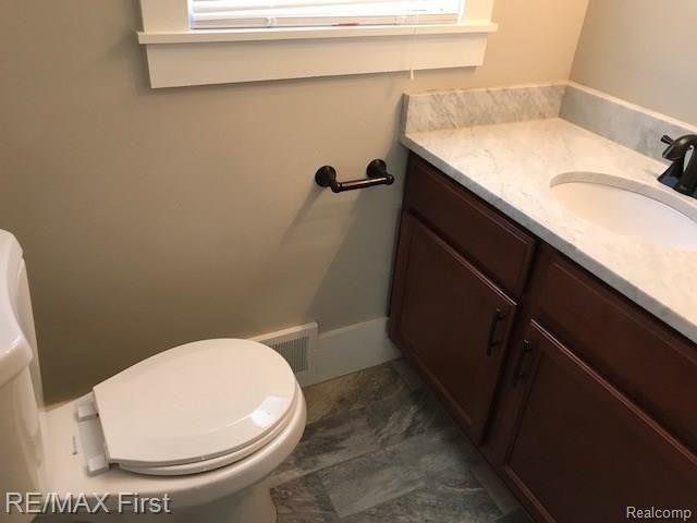 4942 South Wayne Road Wayne, MI 48184 - Photo 19 of 29