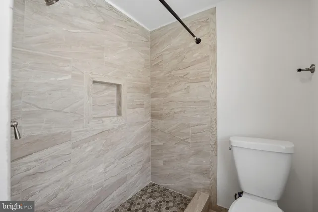 $600,000 | 132 North Fillmore Avenue, Sterling, VA 20164