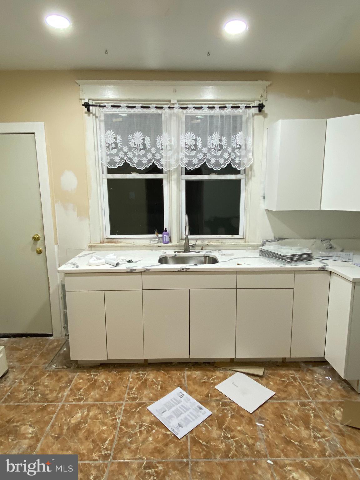 1835 Mutter Street Philadelphia, PA 19122 - Photo 2 of 20