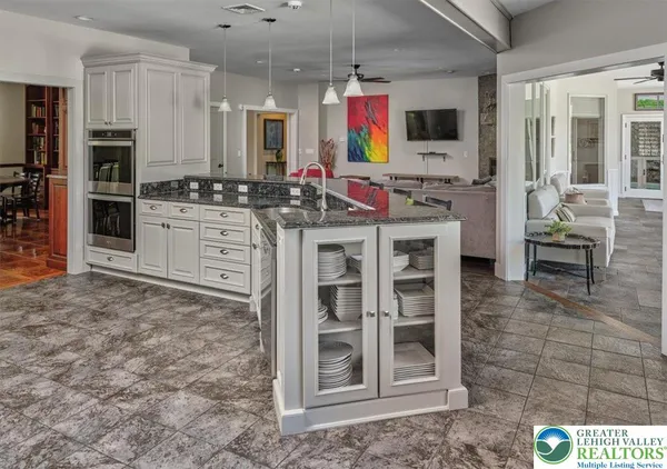 $2,660,000 | 3533 Route 2012 Other Pa, Union Dale, PA 18470