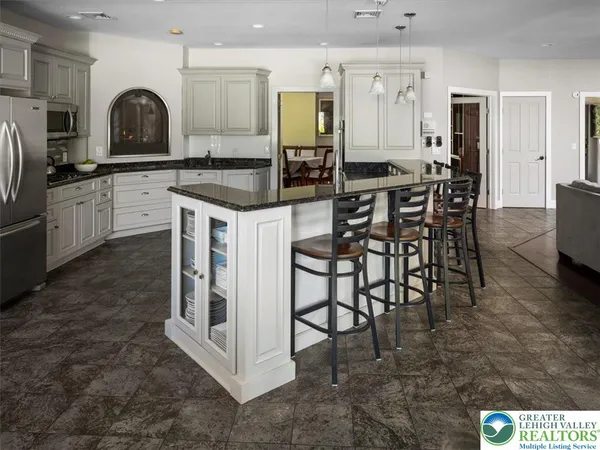 $2,660,000 | 3533 Route 2012 Other Pa, Union Dale, PA 18470