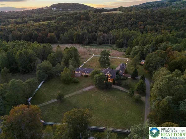 $2,660,000 | 3533 Route 2012 Other Pa, Union Dale, PA 18470