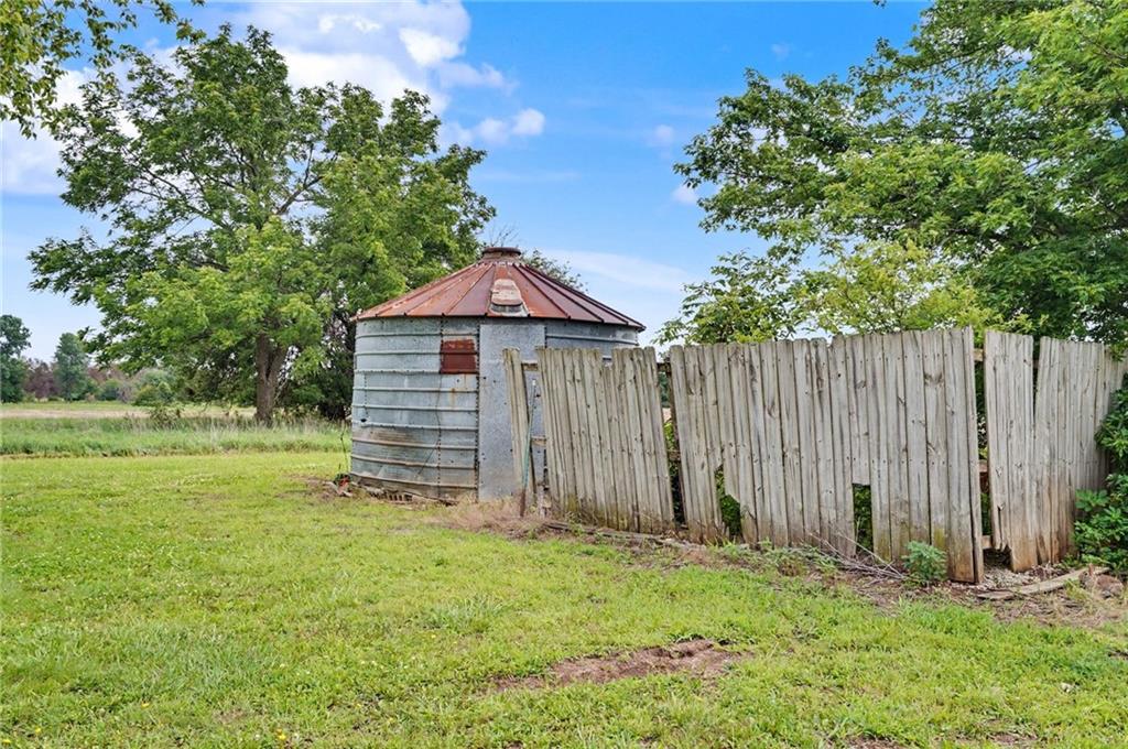 15496 Southeast Norton Road Kincaid, KS 66039 - Photo 41 of 66