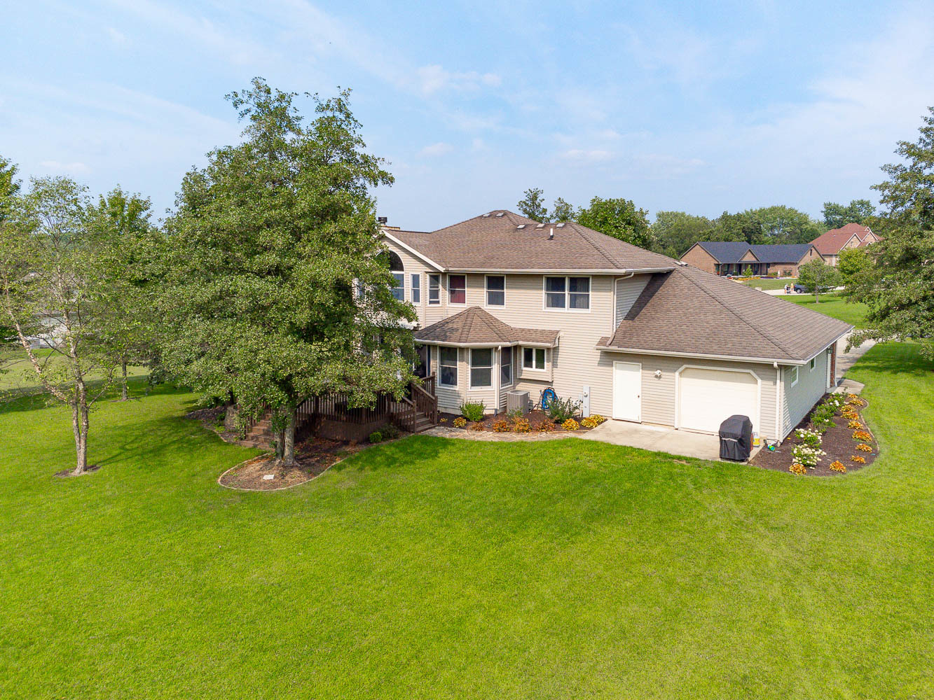 2394 Valley View Drive Kankakee, IL 60901 - Photo 66 of 73 a view of a house with a yard porch and sitting area