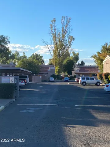 $1,495 | 1976 North Lemon Tree Lane, Unit 8, Chandler, AZ 85224