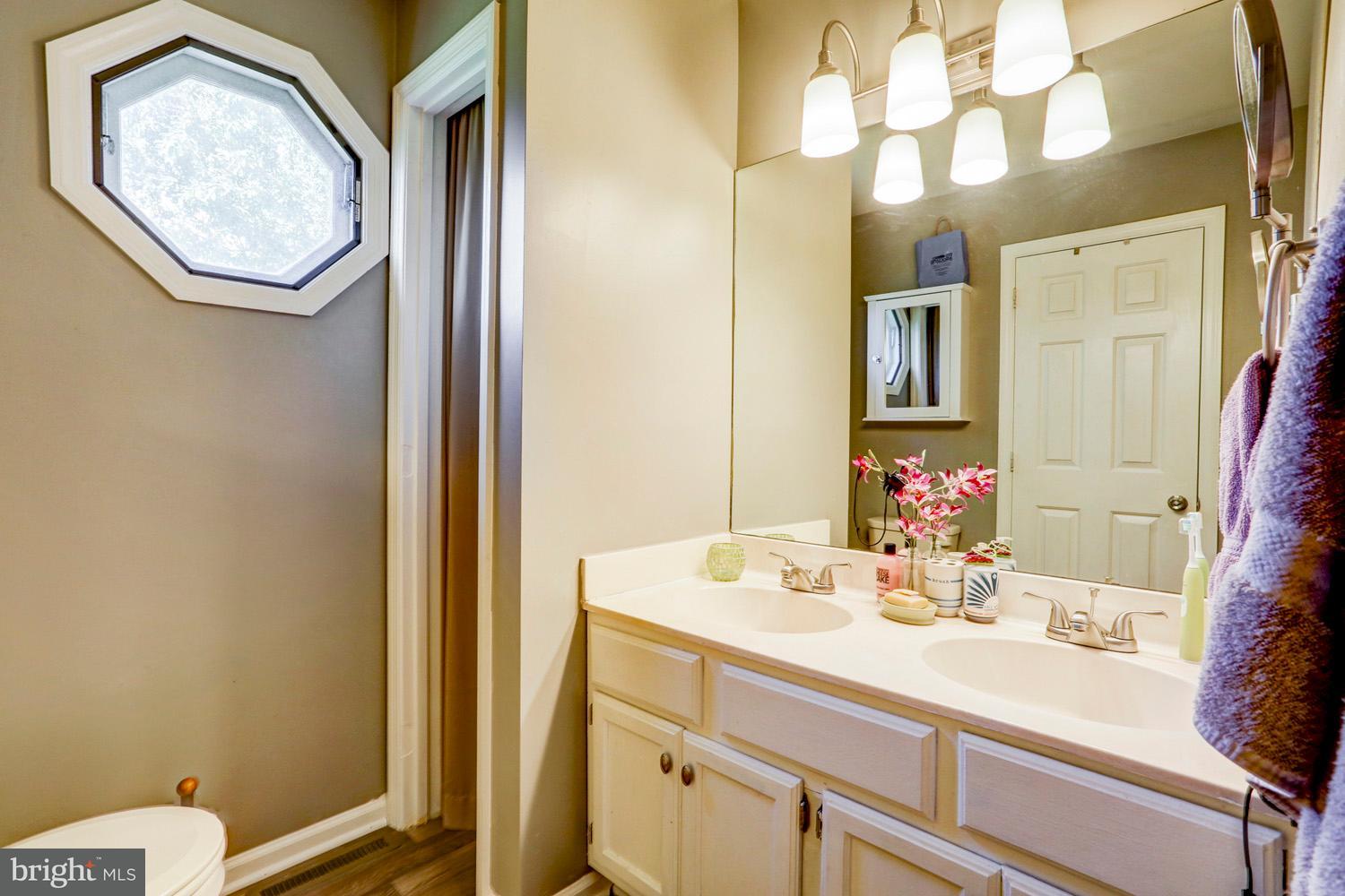 10 Greythorne Road Lancaster, PA 17603 - Photo 13 of 28 Gallery Image 13