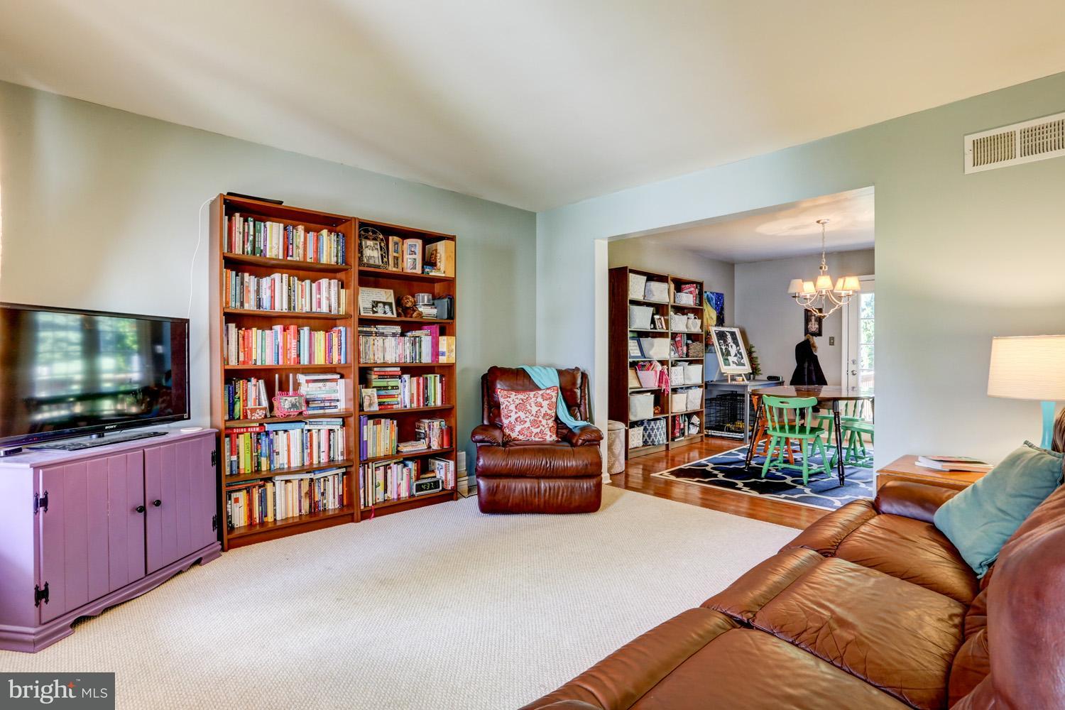 10 Greythorne Road Lancaster, PA 17603 - Photo 8 of 28 Gallery Image 8