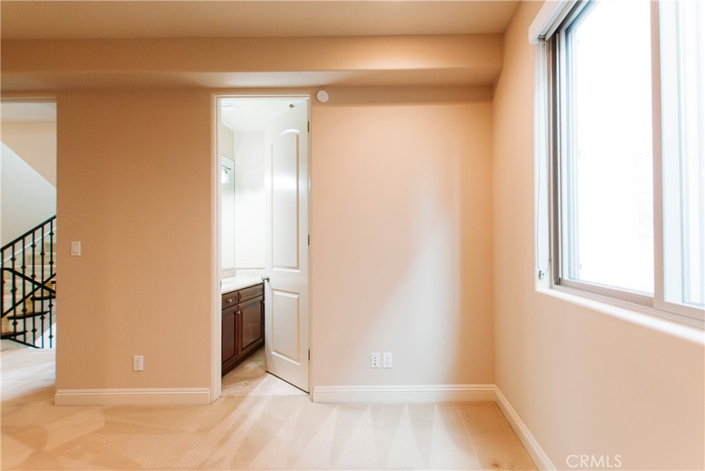 809 20th Street Hermosa Beach, CA 90254 - Photo 26 of 35 a view of an empty room