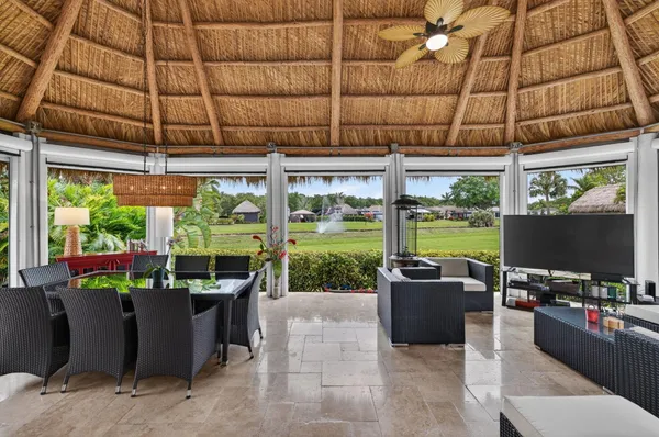 $499,000 | 382 Sundial Circle, Unit 382, Margate, FL 33068