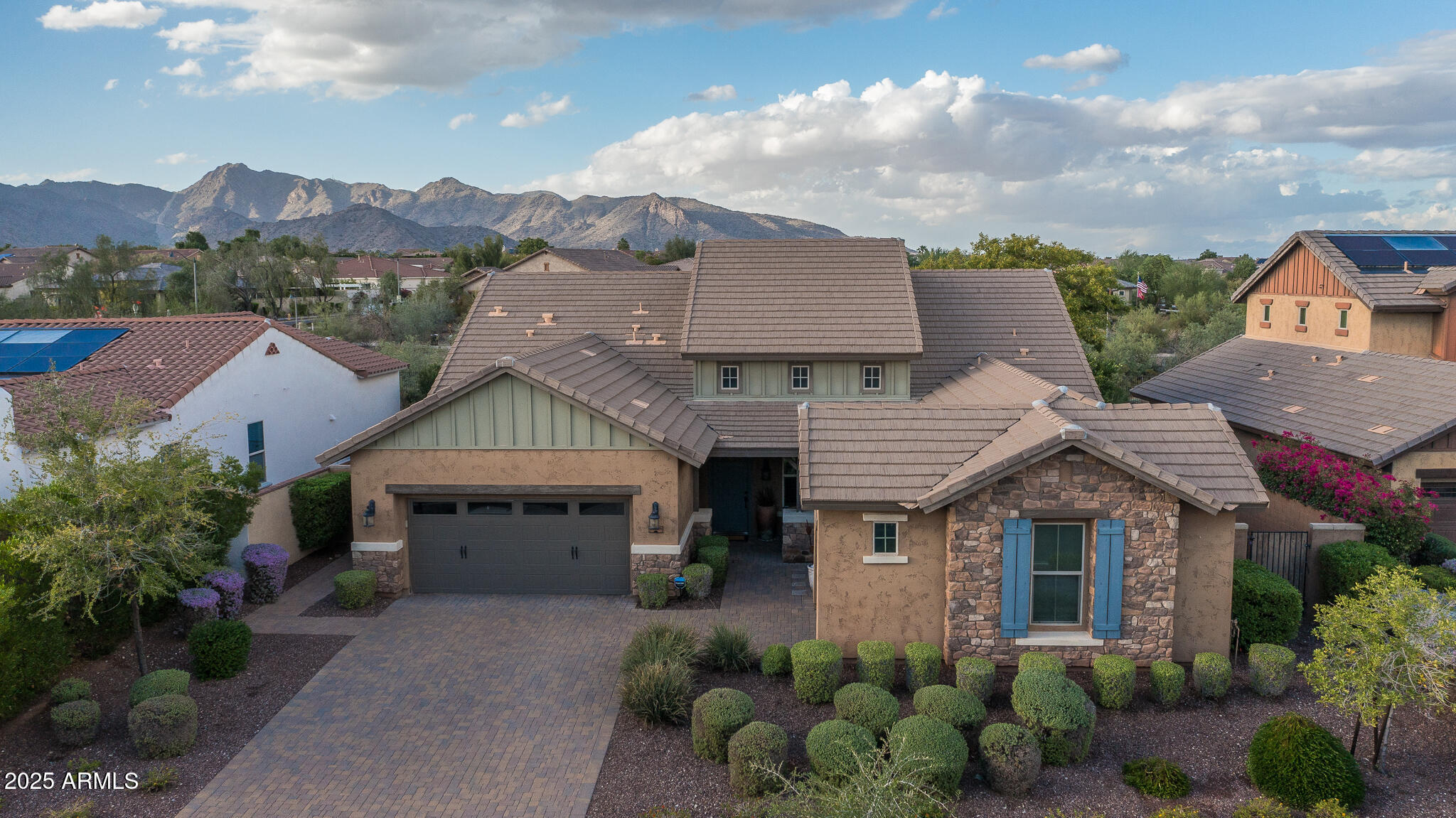 20526 West Ridge Road Buckeye, AZ 85396 - Photo 48 of 76 48) FRONT OF HOME