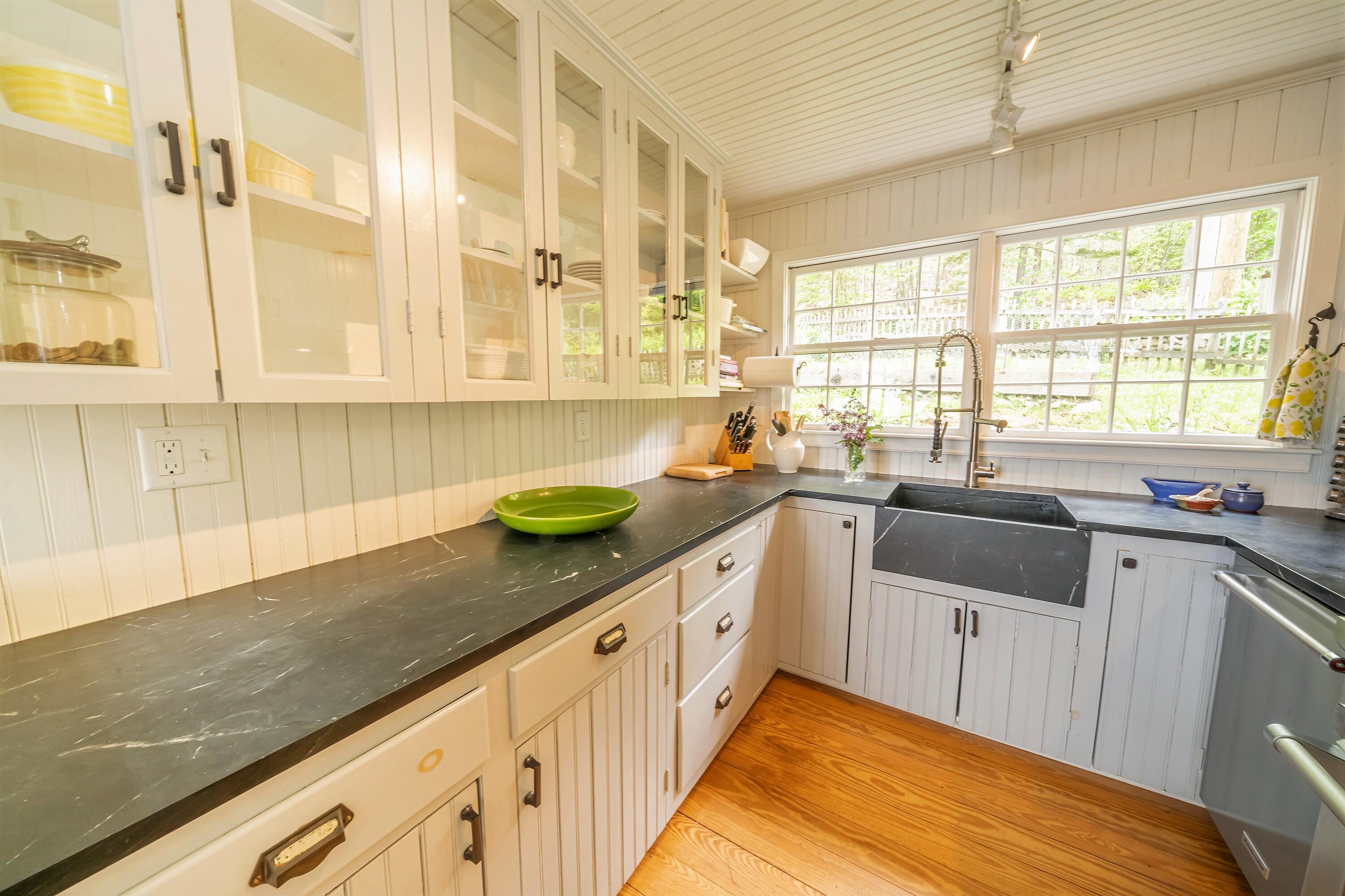 514 Shore Road Northport, ME 04849 - Photo 35 of 47 514 Shore Rd. Nestled Inn Kitchen.2 (2)