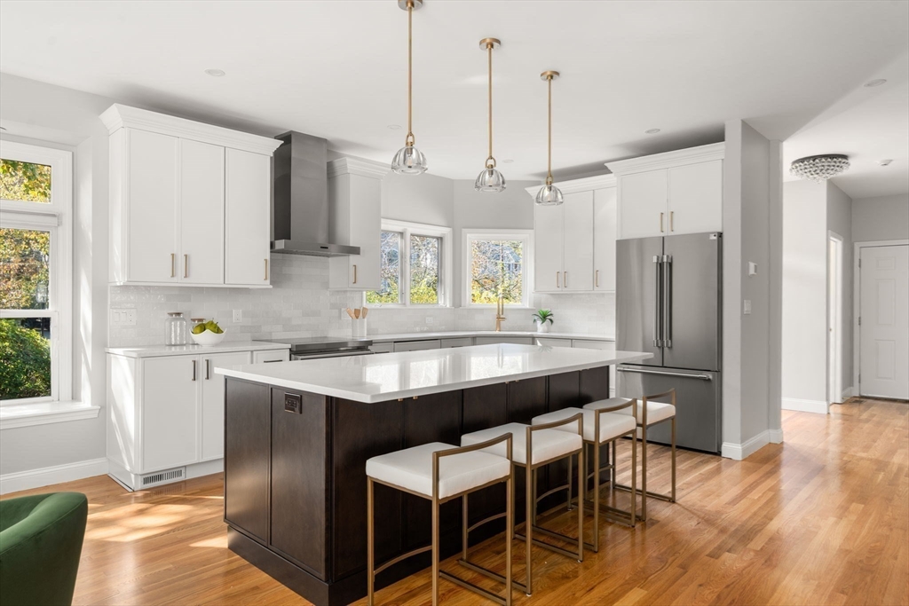 38 Tanglewood Road, Unit 38 Newton, MA 02459 - Photo 5 of 27