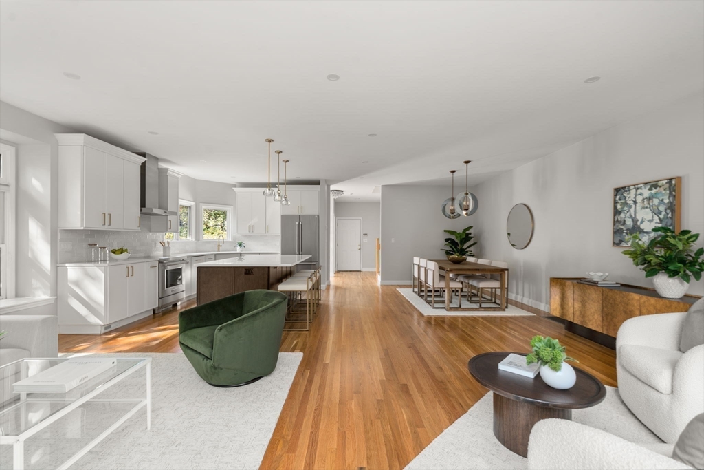 38 Tanglewood Road, Unit 38 Newton, MA 02459 - Photo 8 of 27