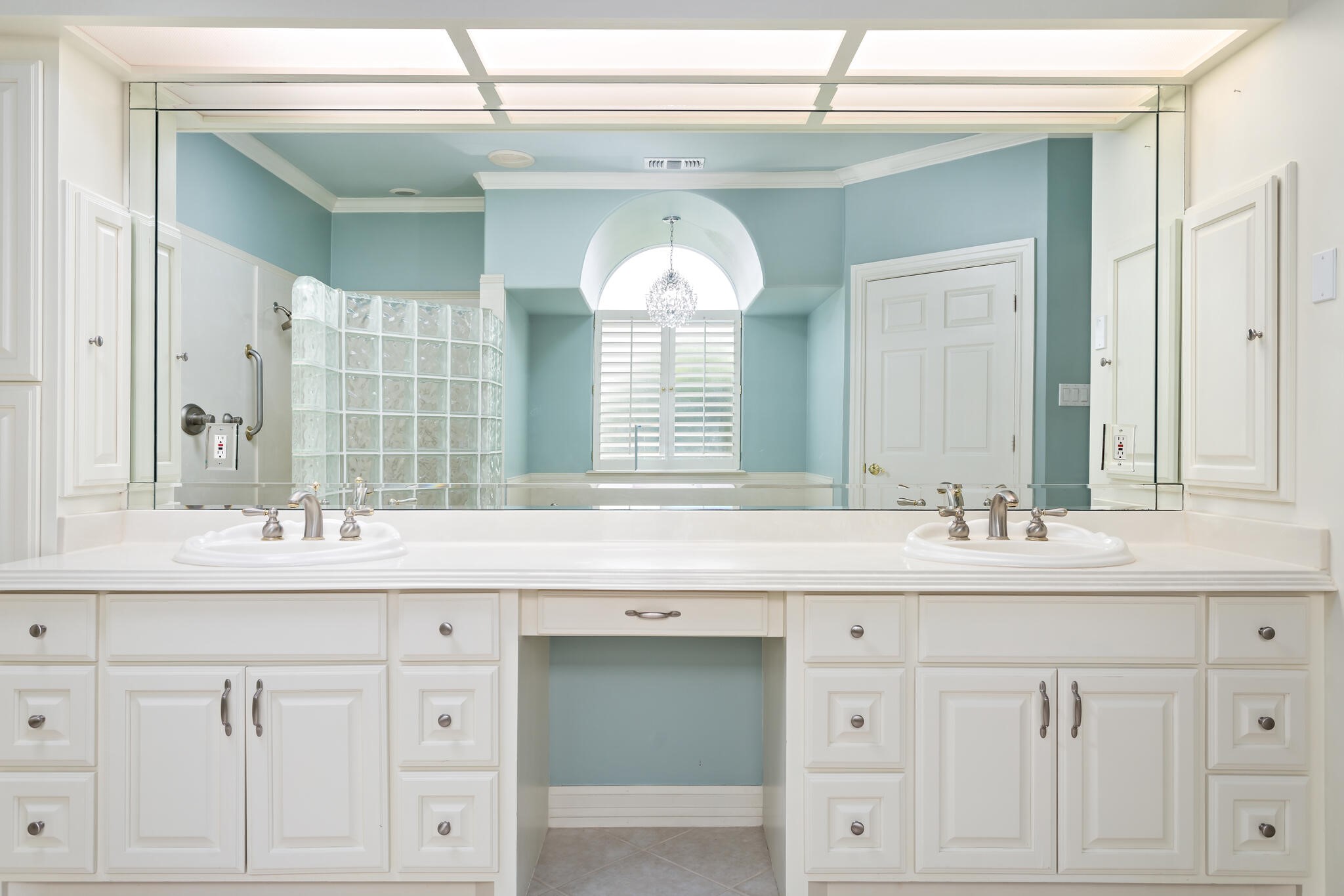145 Greenhead Point Orange, TX 77630 - Photo 25 of 49 a bathroom with a sink and a mirror