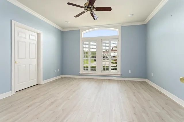 $859,800 | 145 Greenhead Point, Orange, TX 77630