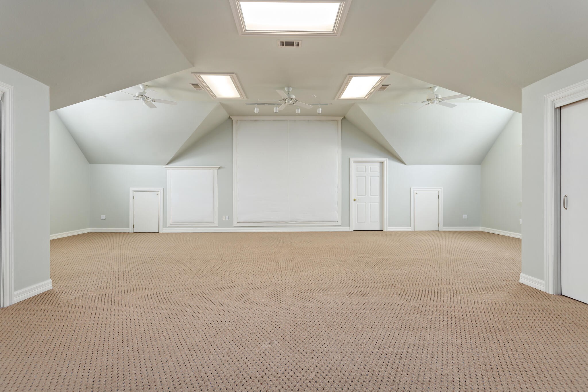 145 Greenhead Point Orange, TX 77630 - Photo 32 of 49 a view of an empty room
