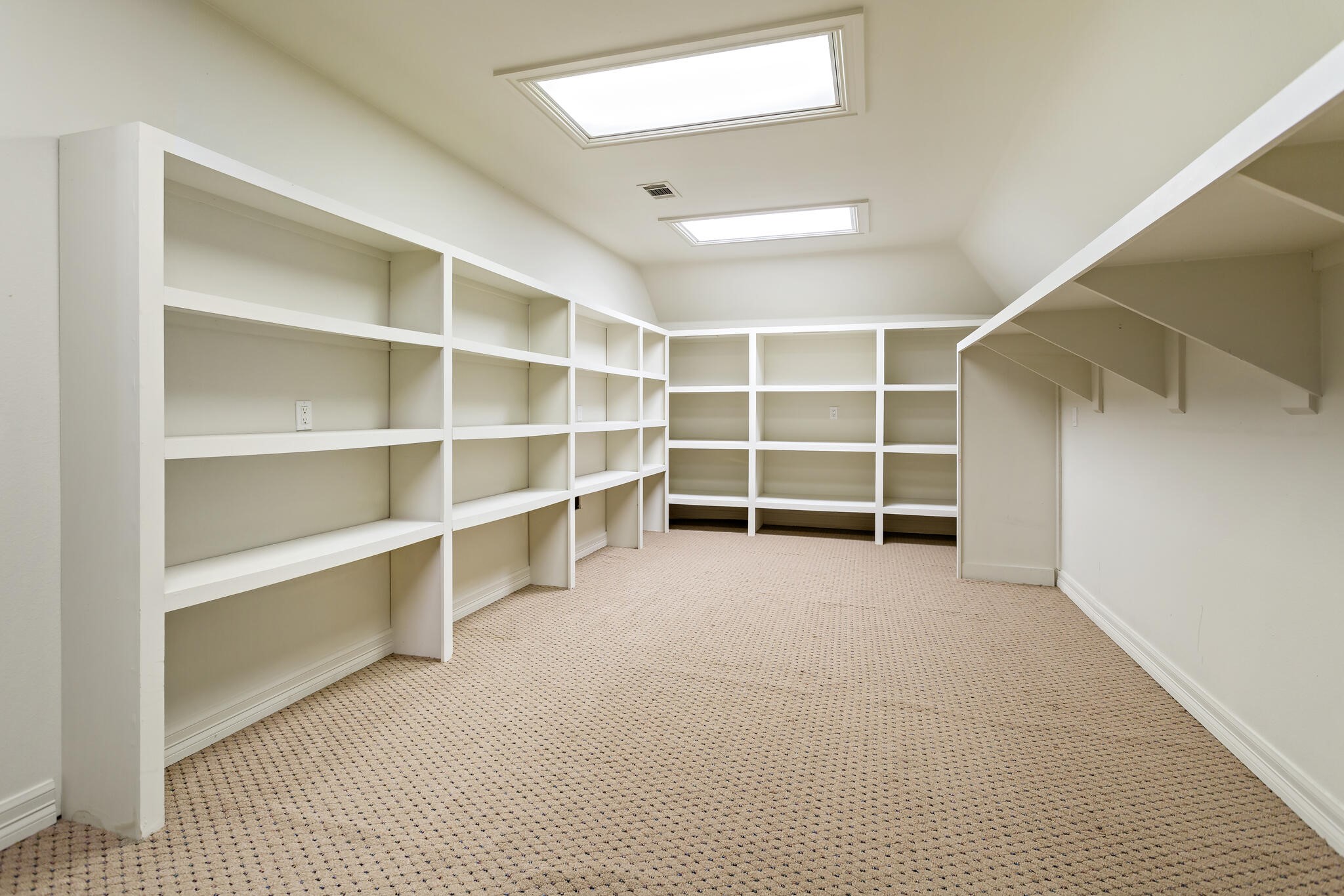 145 Greenhead Point Orange, TX 77630 - Photo 35 of 49 a view of an empty room with a closet and a window