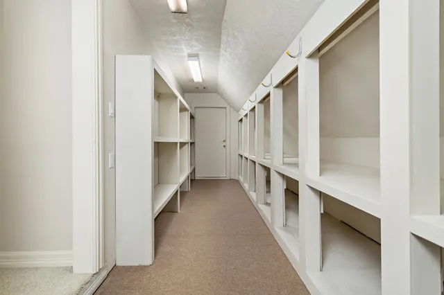 $859,800 | 145 Greenhead Point, Orange, TX 77630