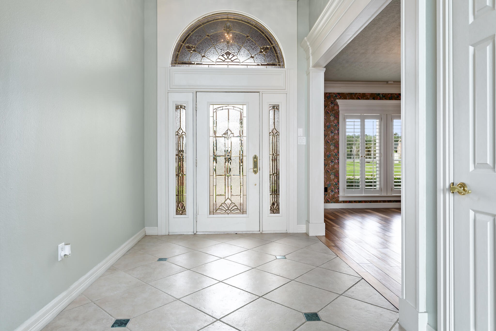 145 Greenhead Point Orange, TX 77630 - Photo 7 of 49 a view of a livingroom with wooden floor and a window