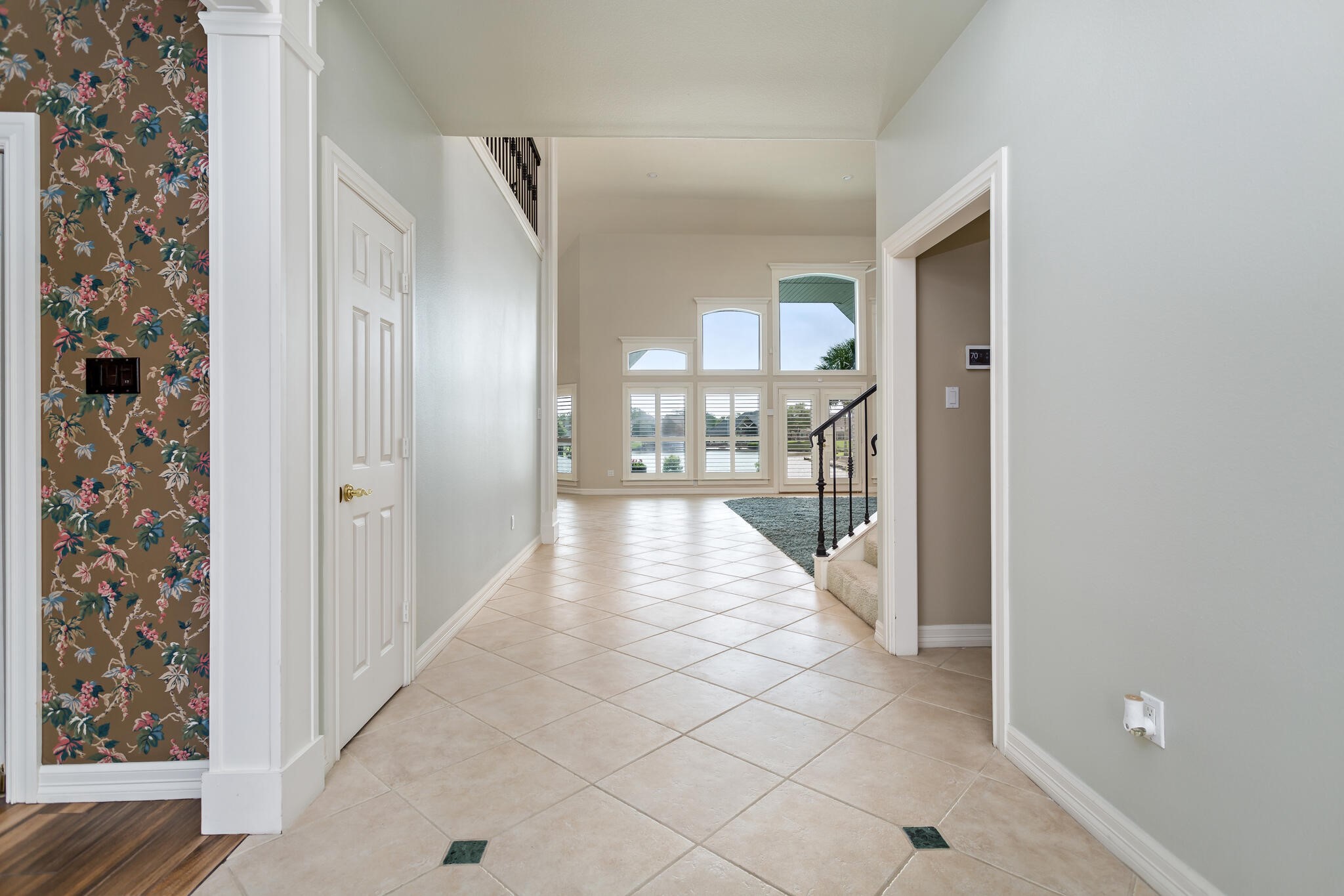 145 Greenhead Point Orange, TX 77630 - Photo 8 of 49 a view of a hallway