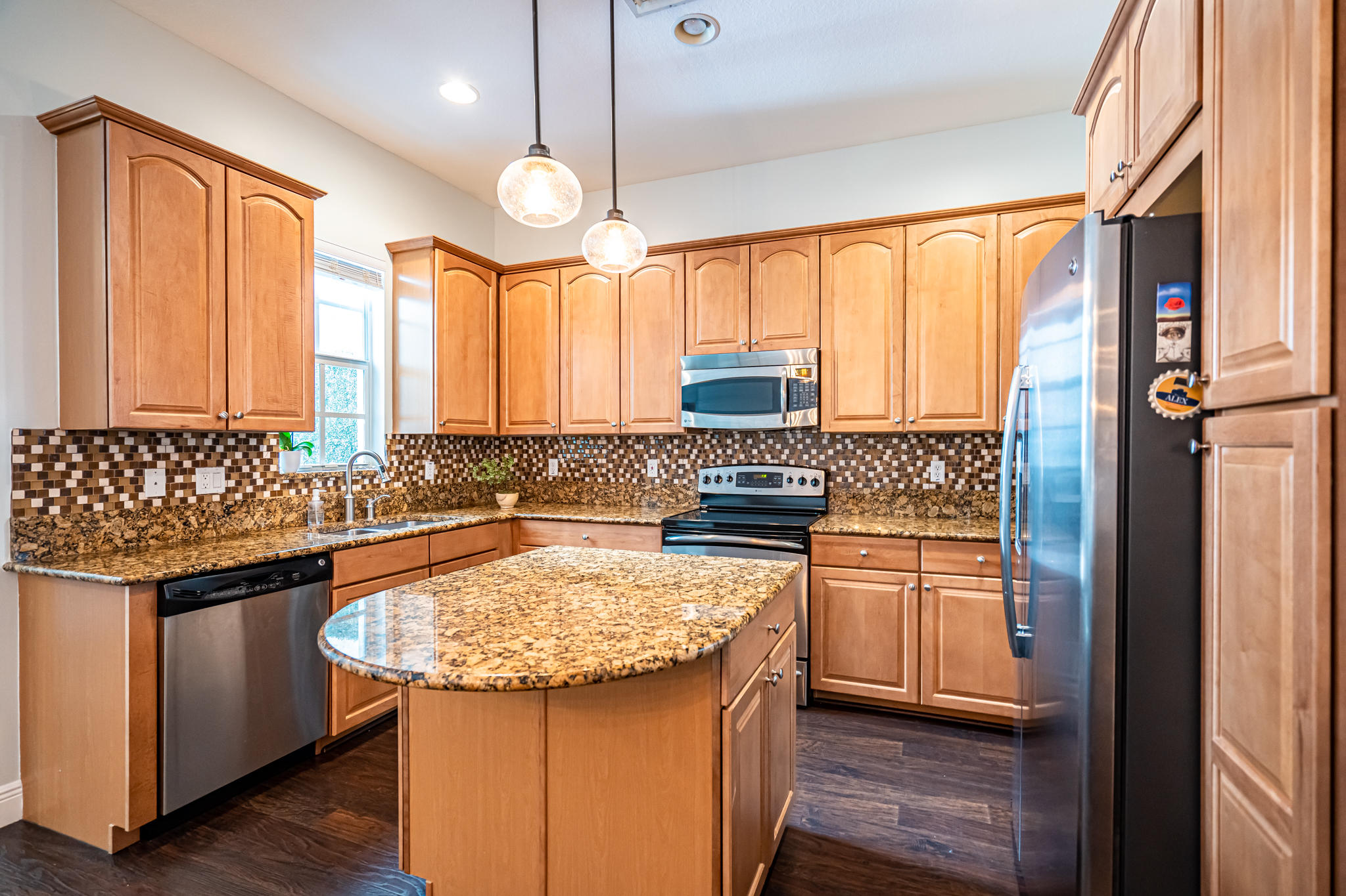 807 Northwest 82nd Place Boca Raton, FL 33487 - Photo 5 of 37 Gourmet Kitchen