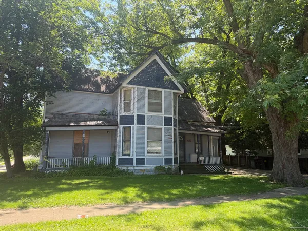 $49,000 | 608 North Cherry Street, Morrison, IL 61270