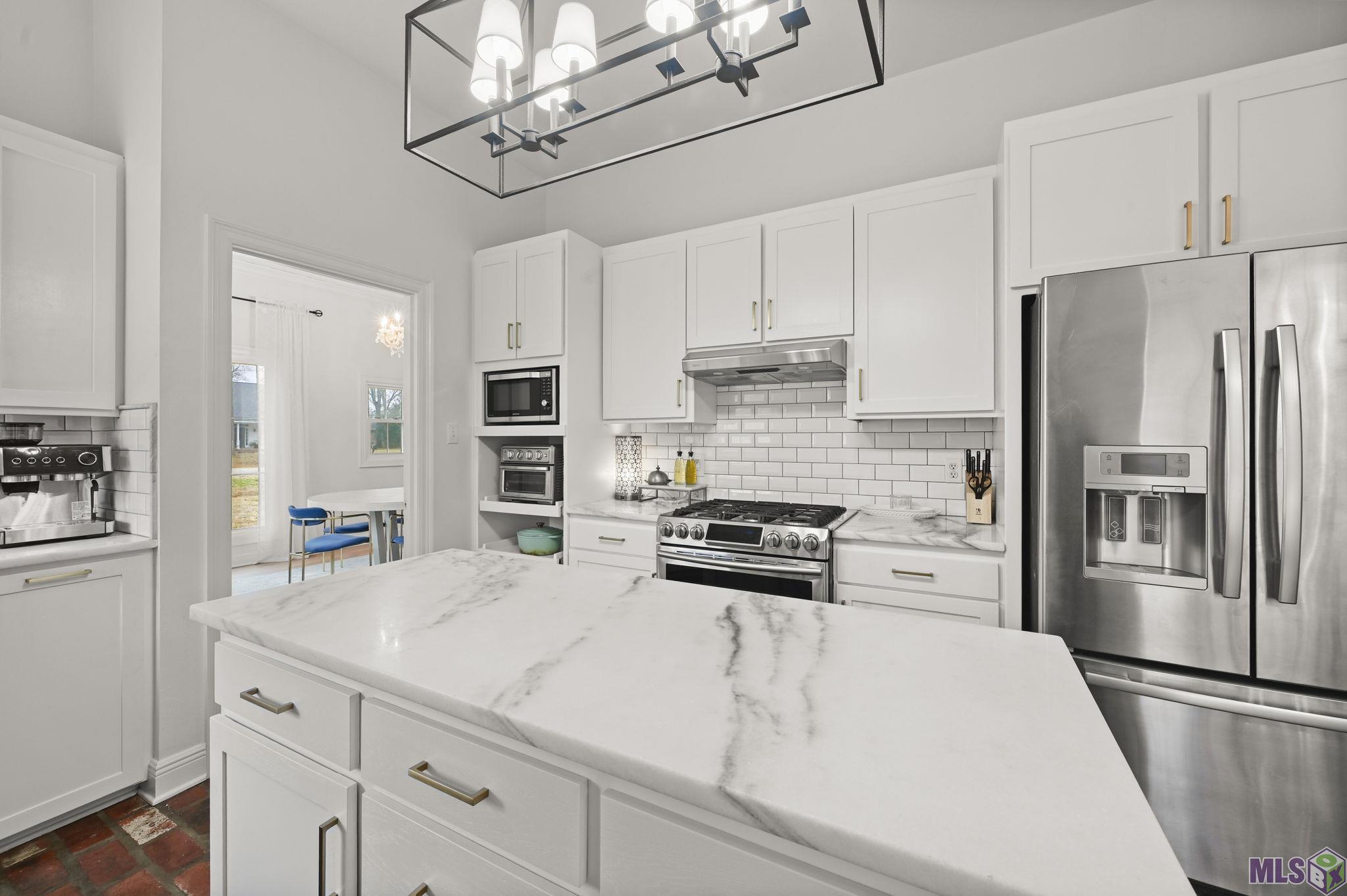 2933 Sarpy Avenue Baton Rouge, LA 70820 - Photo 11 of 33 Gallery Image 11