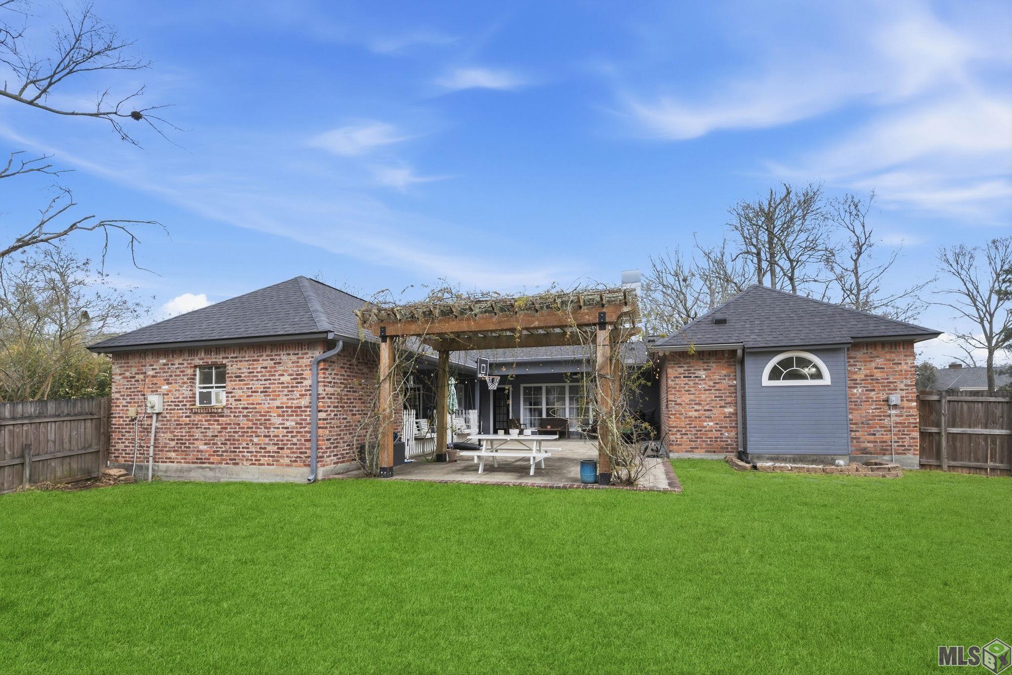 2933 Sarpy Avenue Baton Rouge, LA 70820 - Photo 32 of 33 Gallery Image 32