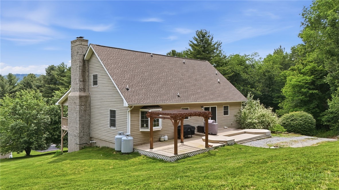245 Papa Cook Road Boone, NC 28607 - Photo 7 of 48