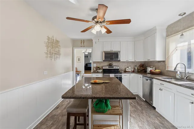 $739,000 | 30 Lakeview Terrace, Mahopac, NY 10541