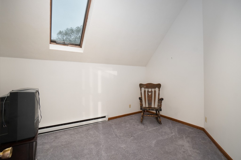 5 Ellis Road Southbridge, MA 01550 - Photo 19 of 30