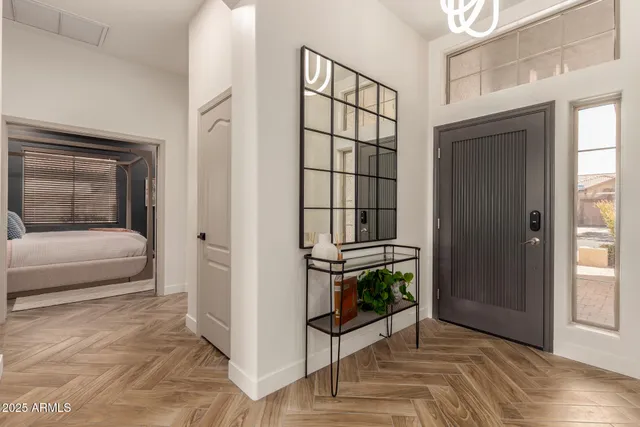 a view of livingroom with furniture and windows