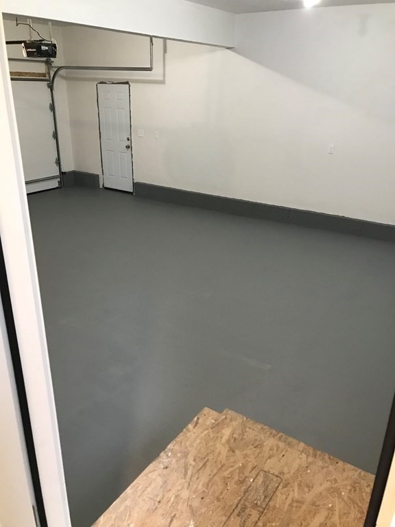 7 Whitins Road Sutton, MA 01590 - Photo 28 of 36