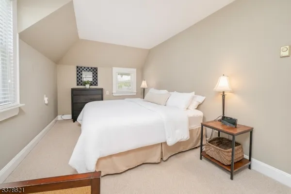 $3,200 | 79 East Madison Avenue, Florham Park, NJ 07932