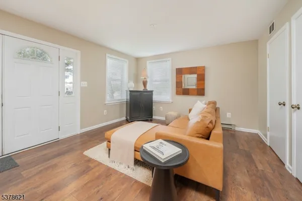 $3,200 | 79 East Madison Avenue, Florham Park, NJ 07932