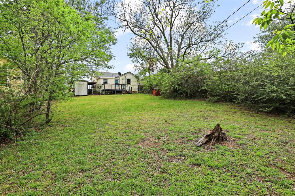 421 East Hull Street Denison, TX 75021 - Photo 31 of 33 a view of a field of grass and trees