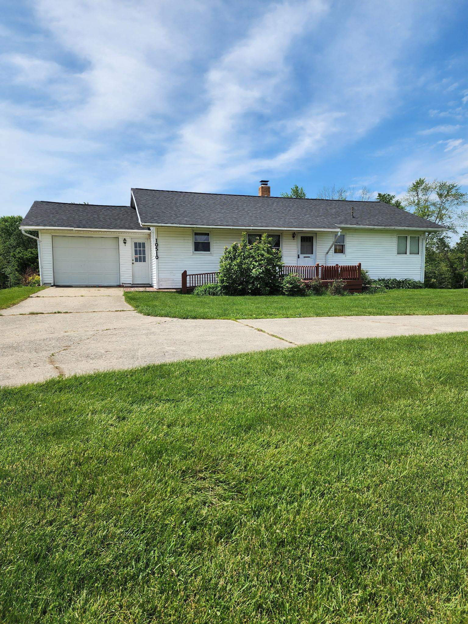 10510 South Hemlock Road Brant, MI 48614 - Photo 1 of 22 50178433-3694c424-af0f-448a-ad02-35b530eafecb.JPG