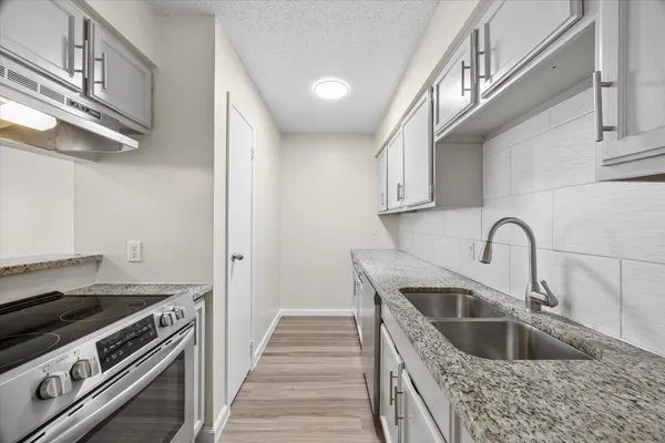 $59,900 | 2501 Gulf Freeway, Unit 277B, Dickinson, TX 77539