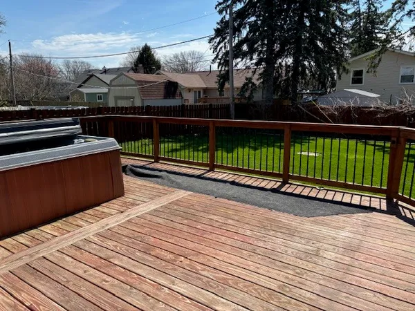 $399,999 | 332 El Paso Lane, Carol Stream, IL 60188