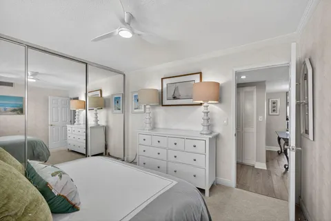 $399,000 | 801 Lake Shore Drive, Unit 807, Lake Park, FL 33403