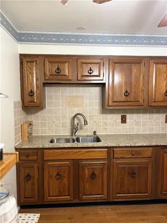 $228,000 | 1404 Northeast 67 Terrace, Gladstone, MO 64118