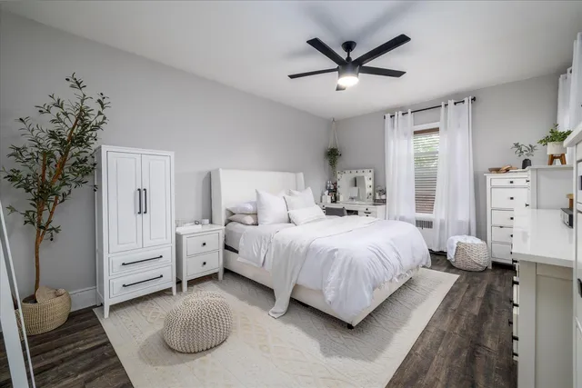 $290,000 | 261 Central Avenue, Unit E4, Lawrence, NY 11559