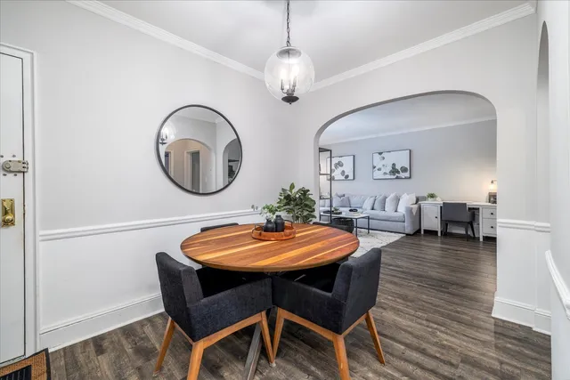 $290,000 | 261 Central Avenue, Unit E4, Lawrence, NY 11559