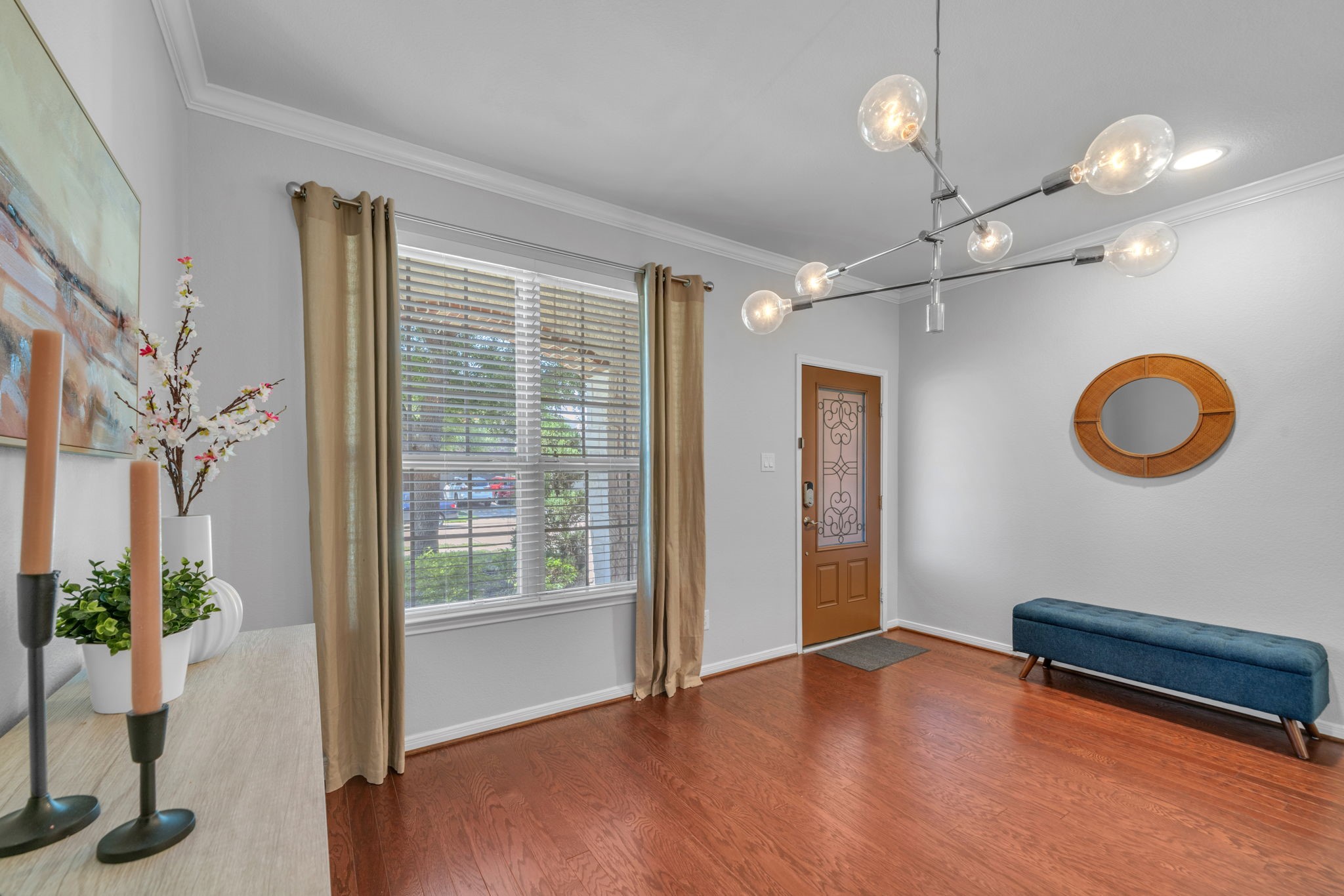 6427 Addlestone Ridge Lane Katy, TX 77494 - Photo 6 of 32 Versatile space at the entrance could be used as a formal dinning or an office.