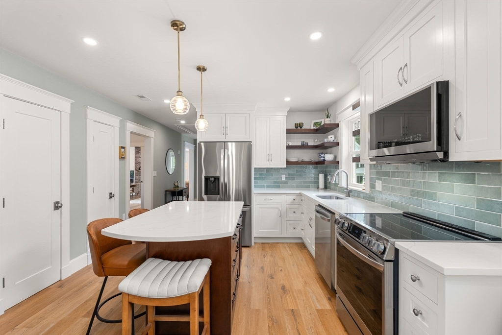 41-43 Elliot Street, Unit 2 Norwood, MA 02062 - Photo 15 of 33