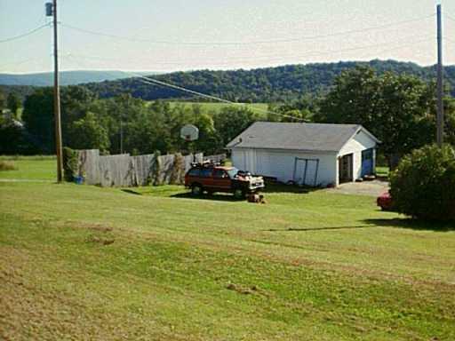 Rd 2 Box 44b Uschak Road Derry, PA 15627 - Photo 4 of 8 Gallery Image 4